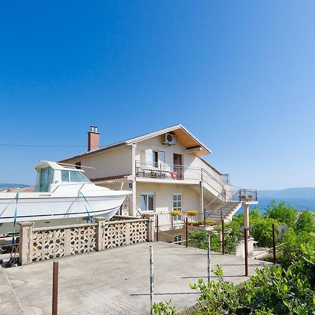 Apartments And Room Drazen Нови Винодолски Екстериор снимка