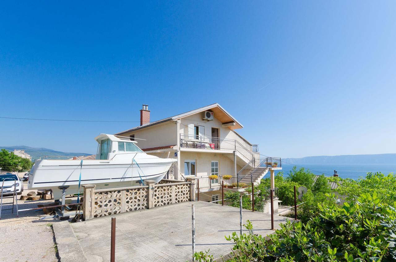 Apartments And Room Drazen Нови Винодолски Екстериор снимка